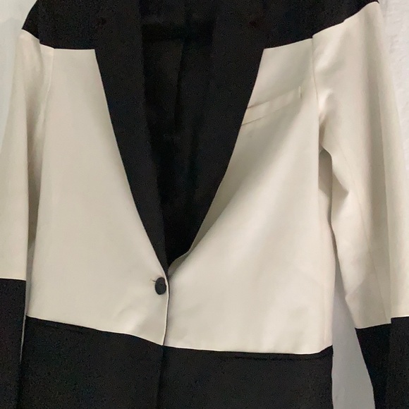 Elizabeth and James tuxedo blazer - Picture 4 of 7